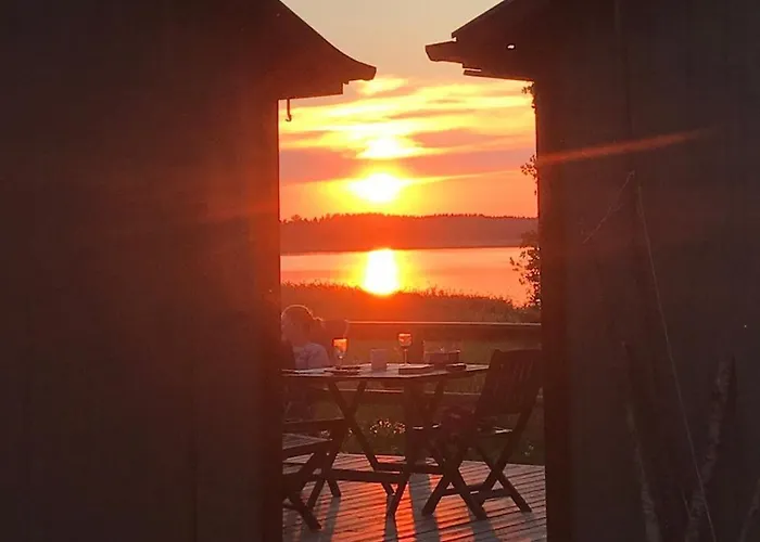 With Sauna And Kayaks *